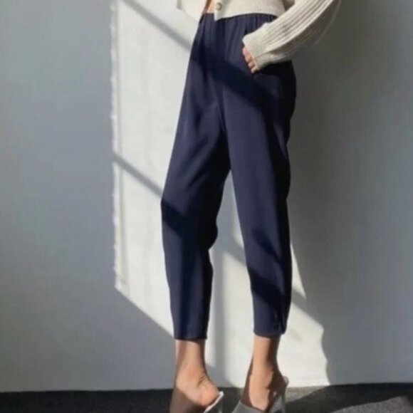 EUC Aritzia (Babaton) Dexter Pant - Dark Purple - Picture 1 of 5